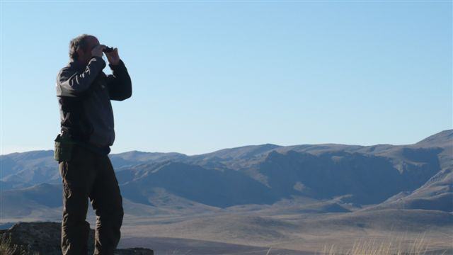 Caminata con vista a las sierras